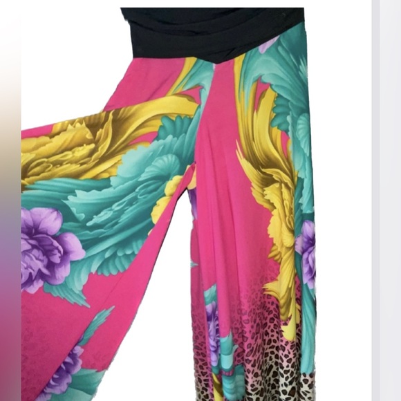 2 piece pants and Wrap Around Top. Size Small - Picture 3 of 9